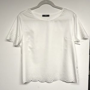 SOLD**Sleek Cut Out Short Sleeve Top